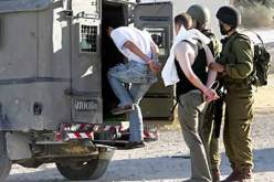 اعتقال 5 فلسطينيين في شمال الضفة الغربية بعد اشتباكهم مع مستوطنين