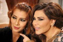 بالفيديو.. أحلام الإماراتية تدعو لأصالة من أمام الكعبة والسبب