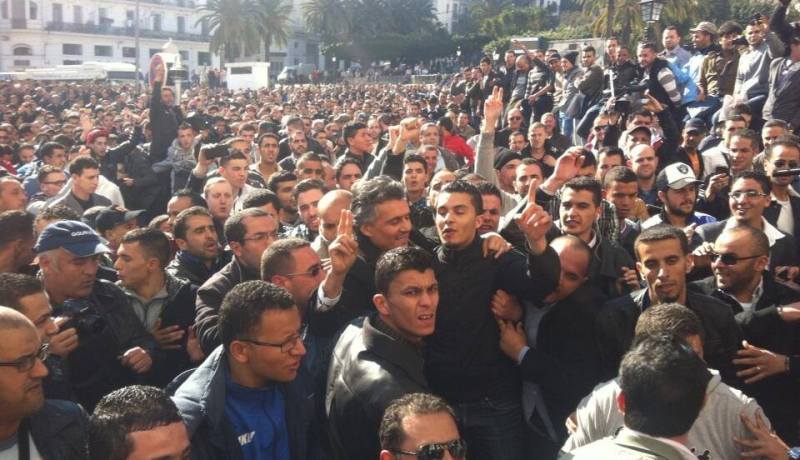 رشيد نكاز يصرح: لم ولن ارفع دعوة قضائية ضد المجلس الدستوري