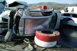 بالصور حادث خطير على الطريق السريع الرابط بين البويرة والجزائر وأنباء عن سقوط قتلى
