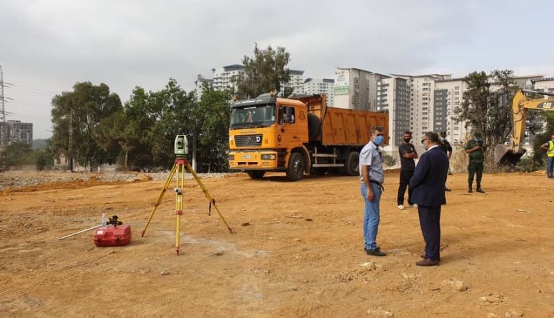 والي العاصمة يتفقد عدة مشاريع في قطاع النقل