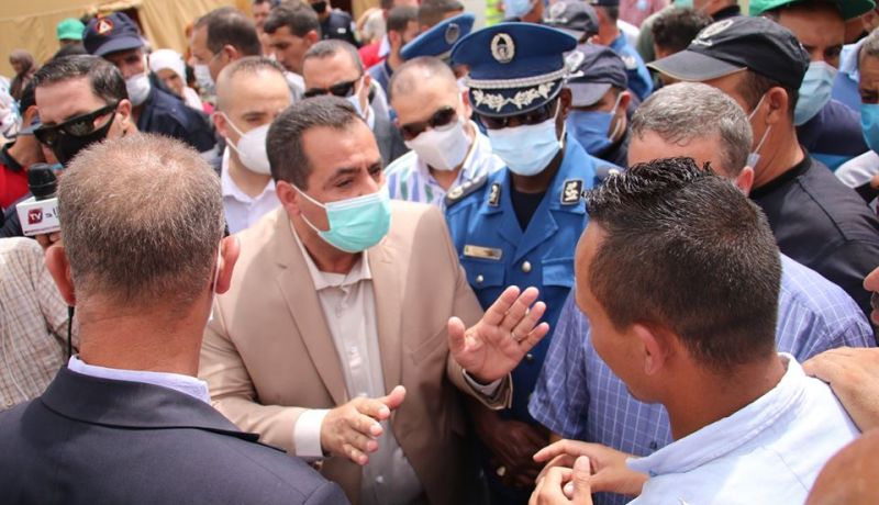 والي ميلة يزور العائلات المنكوبة من الزلزال ويؤكد التكفل بوضعيتهم