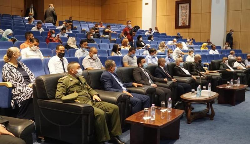 تيبازة.. نسيم ضيافات يُسلم شهادات تخصيص لمحلات تجارية لشباب مقاولين
