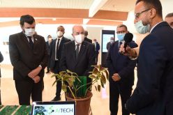 رئيس الجمهورية يزور معرضا للمؤسسات الناشئة ويستمع لإنشغالات الشباب