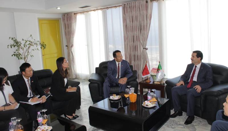 بالصور عمار غول يستعين بالخبرة الصينية لتطوير السياحة