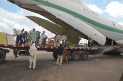 بالصور.. وصول الشحنة الثانية من المساعدات الانسانية إلى النيجر