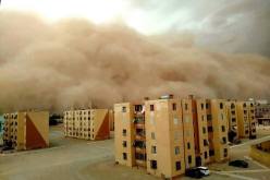 بالصور عاصفة رملية تجتاح مدينة حاسي بحبح في الجلفة