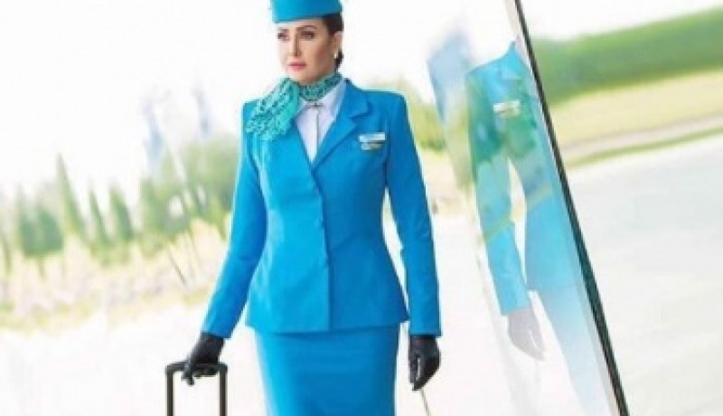 بالصّورة.. غادة عبد الرّازق تعمل مضيّفة طيران