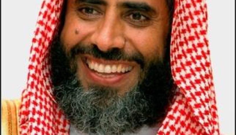 عوض القرني: أسيلوا دماء الإسرائيليين أينما كانوا