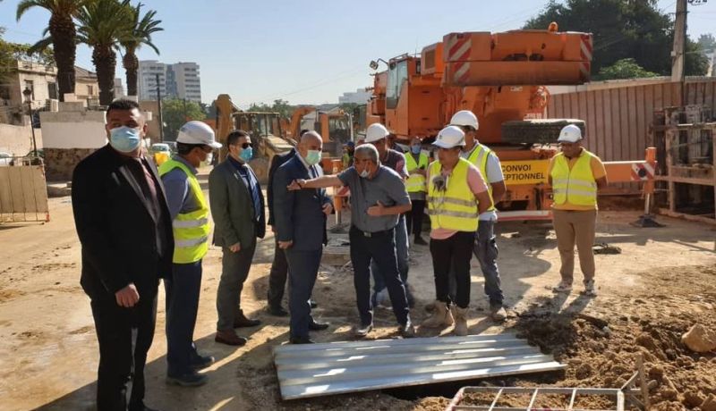 والي العاصمة يتفقد أشغال إصلاح الأنبوب الجامع بوادي كنيس