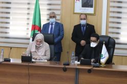 وزارتا السياحة والبريد توزعان مليون كمامة لفائدة تلاميذ البيام والباك