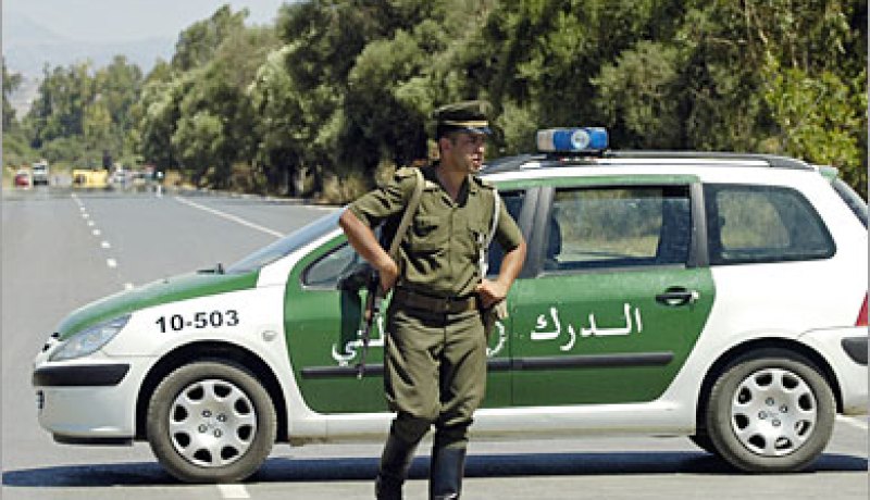 مصالح الدرك والأمن تكثف من الحواجز الأمنية ومراقبة الأمتعة في ميلة