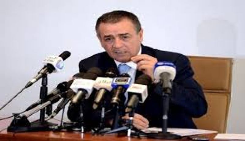 بوشوارب: الوكالة الوطنية لتطوير الاستثمار ستتفرغ من الآن فصاعدا لدورها كمسهل للاستثمار