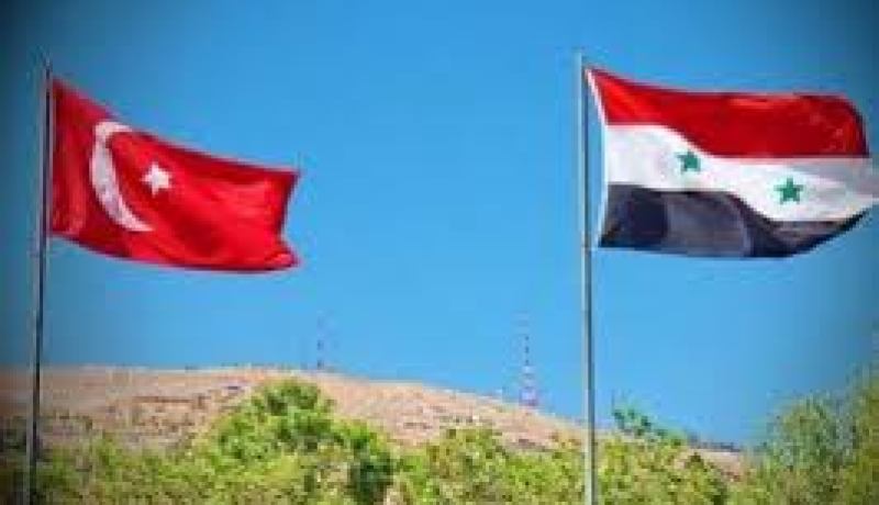 تركيا تغلق معبرها الحدودي مع سوريا على خلفية اشتباكات بين فصائل المعارضة