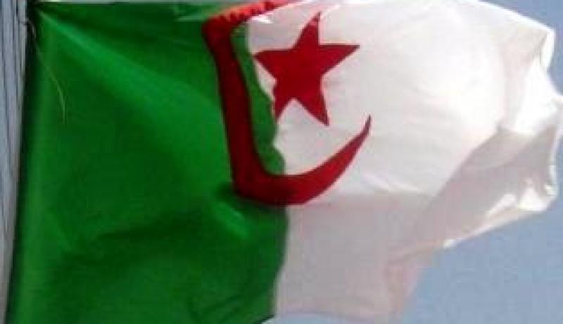 3 أشهر حبسا موقوف النفاذ لـ7 طلبة فلسطينيين دنسوا العلم الوطني بجامعة تلمسان