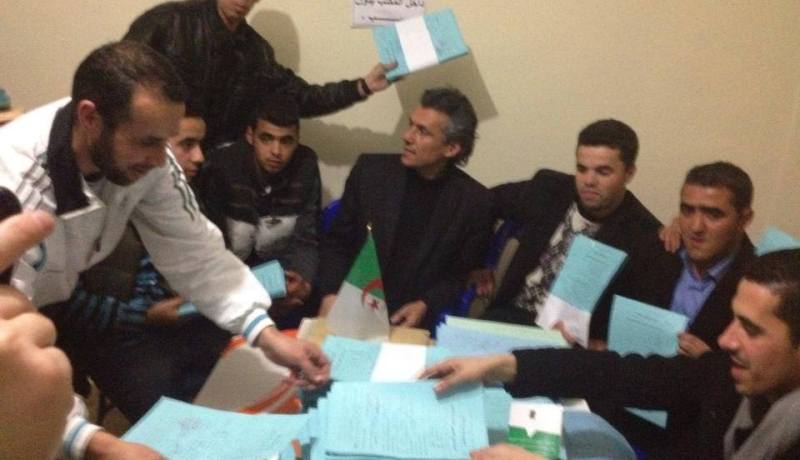 نكاز..اختفاء استماراتي “قضية سياسية”  وسأكشف كل شيء اليوم