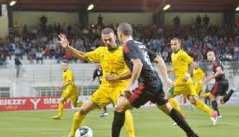 شبيبة القبائل تعول على إتحاد الجزائر من أجل لعب رابطة الابطال الافريقية