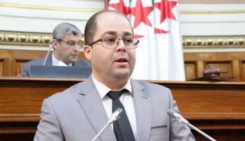 تكريس الشفافية في تولي الوظائف العليا بوزارة البريد والمواصلات السلكية واللاسلكية