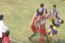 بالفيديو.. لحظة وفاة لاعب كرة قدم في الدوري الأرجنتيني