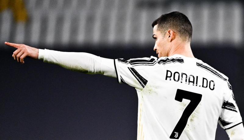 رونالدو يُلمح لإمكانية مغادرته “اليوفي” !