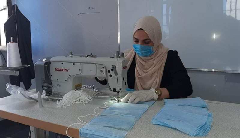 وزير السياحة يثمن جهود الحرفيين في التصدي للأزمة الصحية