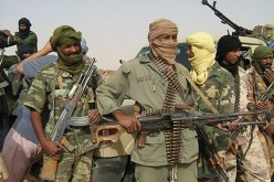 عشرات القتلى في هجوم انتحاري ضد المتمردين شمال مالي