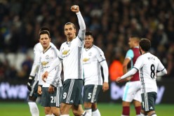 بالفيديو .. إبرا يواصل عروضه القوية ويقود المان للفوز على وست هام