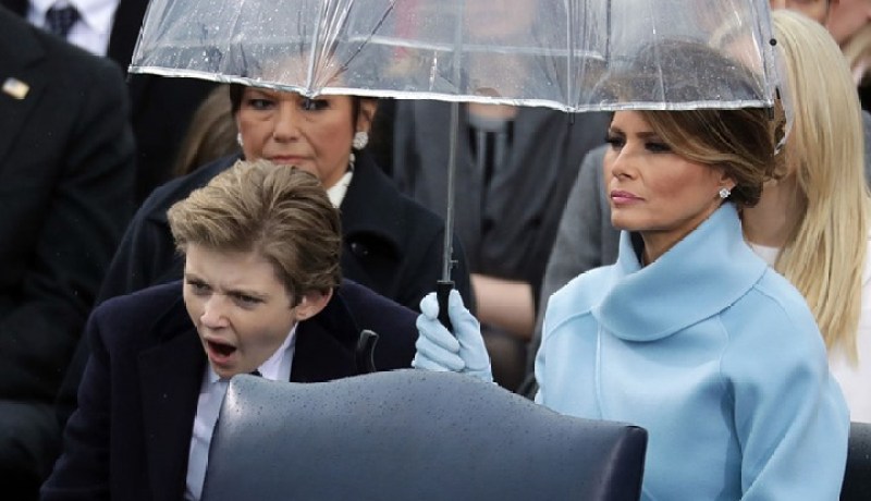 بالفيديو .. البيت الأبيض يدعو وسائل الإعلام إلى عدم التعرض لابن ترامب