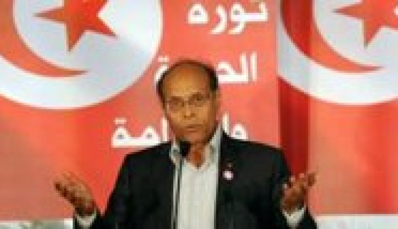 الرئيس التونسي يحذر من انتقال المتشددين من أفغانستان وباكستان إلى المغرب العربي