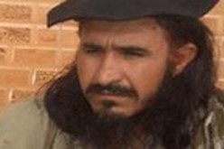 زعيم طالبان باكستان يعزل نائبه