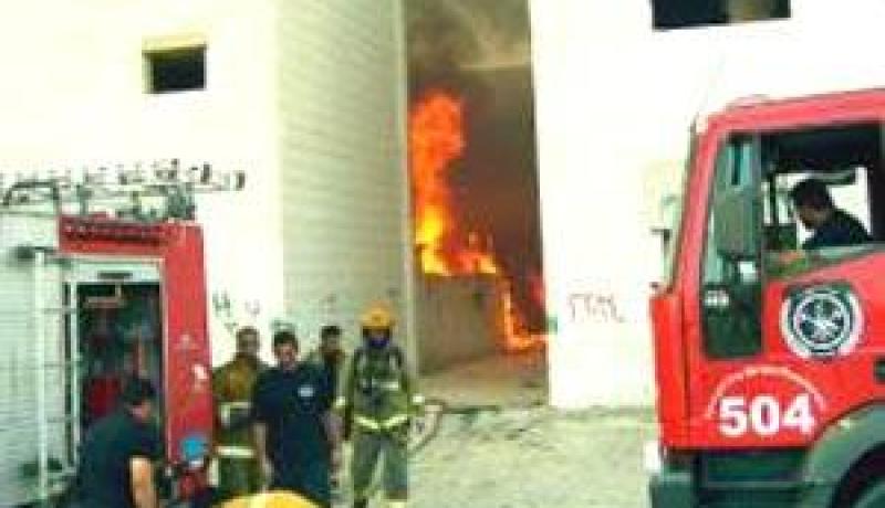 انفجار تابعه حريق مهول بمنزل عائلي ببئر العاتر تبسة خلف قتيلين وإصابة شخصين بحروق من الدرجة الثالثة والشرطة تحقق في القضية