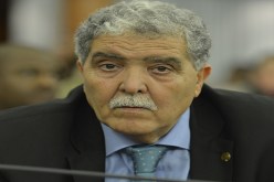 العمل 24 ساعة يدخل شرفي المستشفى
