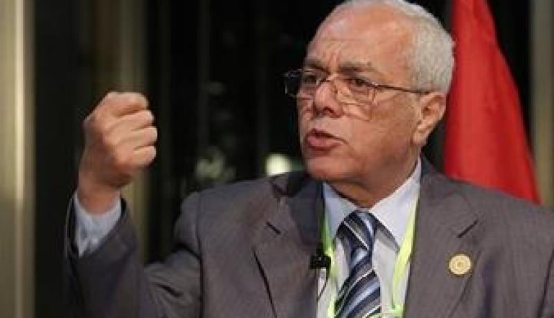 الرئيس الفلسطيني يرفض استقالة وزير المالية
