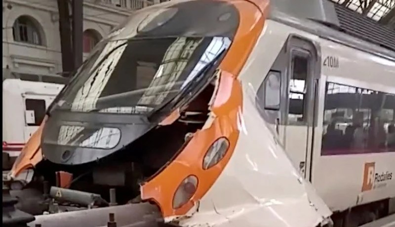 بالفيديو.. أزيد من 40 جريح في حادث قطار بإسبانيا