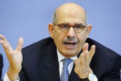 البرادعى: يتحدثون عن هيبة الدولة واستقلال القضاء ثم يحاصرون و يهددون الدستورية