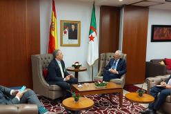 وزير الصناعة يتحادث مع ممثل مجمع فولكسفاغن بشمال إفريقيا