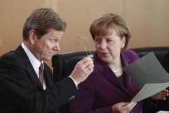 برلين تقترح تعزيز قوات الحلف الاطلسي في افغانستان بدلا من ليبيا