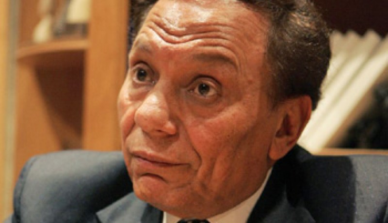 عادل إمام يدعو لإهدار دم دروكدال ويكشف ما قاله له عباسي مدني