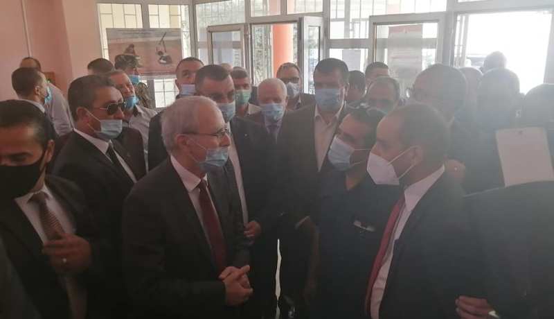 وزير الأشغال العمومية يُؤكد على إعطاء الأولوية للمؤسسات الوطنية في إنجاز المشاريع