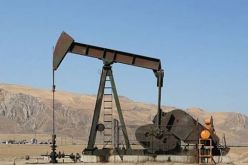 النفط يقفز 3 دولارات متعافيا بقوة بعد خسائر الأربعاء