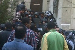 أمن الإسكندرية يحرر 5 متظاهرين بعد احتجازهم بمسجد القائد إبراهيم