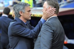 فان غال خارج أسوار مانشستر يونايتد ومورينيو إلى أولد ترافورد