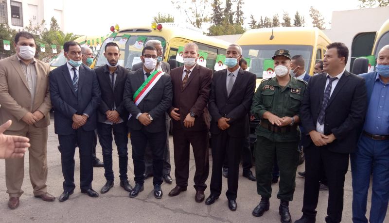 توزيع 39 حافلة للنقل المدرسي لفائدة بلديات عين تموشنت