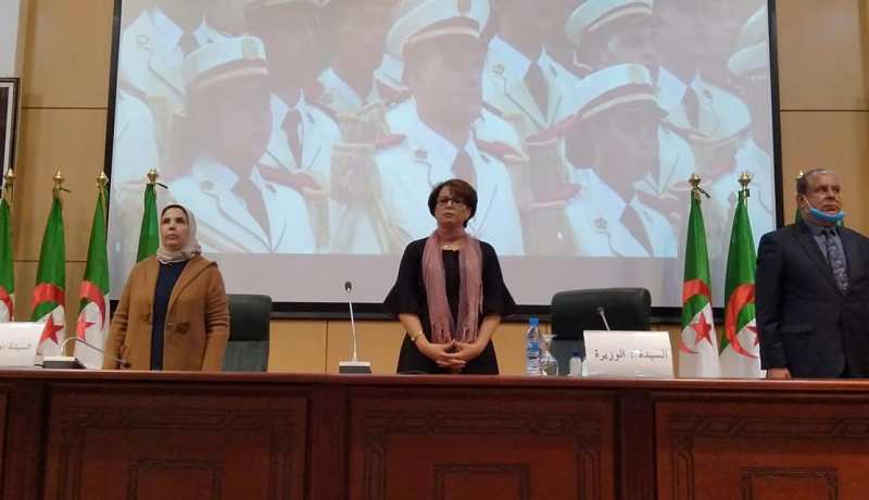 وزيرة الثقافة تدعو الجميع للإدلاء بصوتهم في استفتاء الدستور