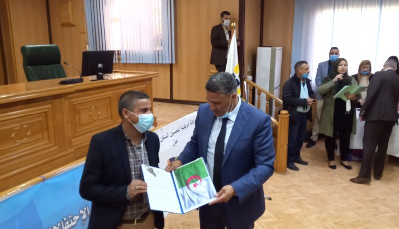 عدل.. تسليم 200 مقرر استفادة من السكن في الجلفة
