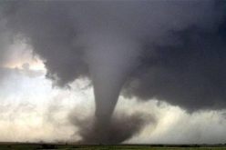 مقتل 9 أشخاص جراء إعصار في الفلبين