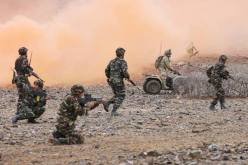 الجيش الوطني يشارك في مناورات عسكرية إلى جانب أمريكا وبريطانيا