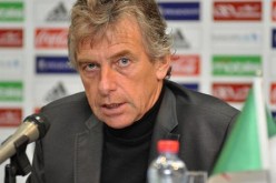 غوركيف يستدعي 20 لاعبا محليا لتربص مارس ويعيد لاعبي سطيف