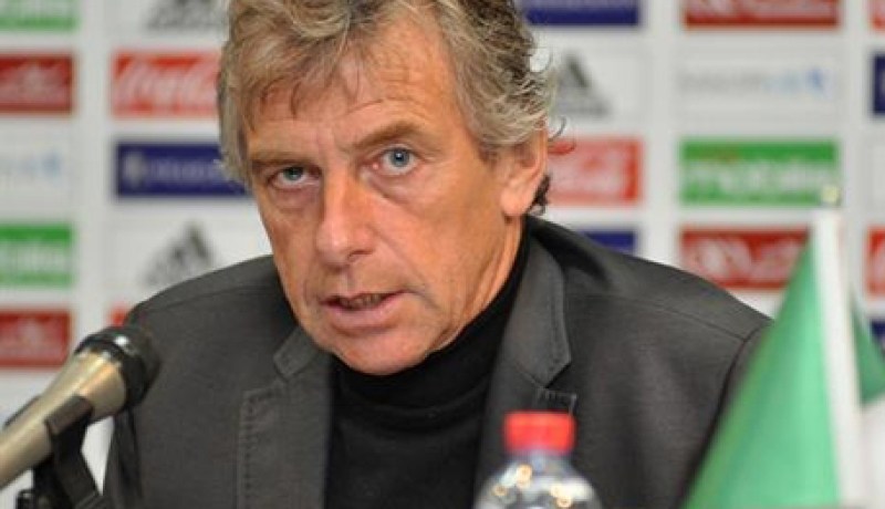 غوركيف يستدعي 20 لاعبا محليا لتربص مارس ويعيد لاعبي سطيف