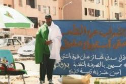 رجل أعمال يدخل في إضراب مفتوح عن الطعام أمام دار المالية بتبسة